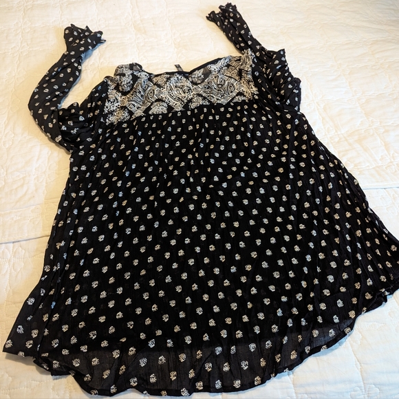 Massini rayon blouse black print size small - Picture 3 of 8